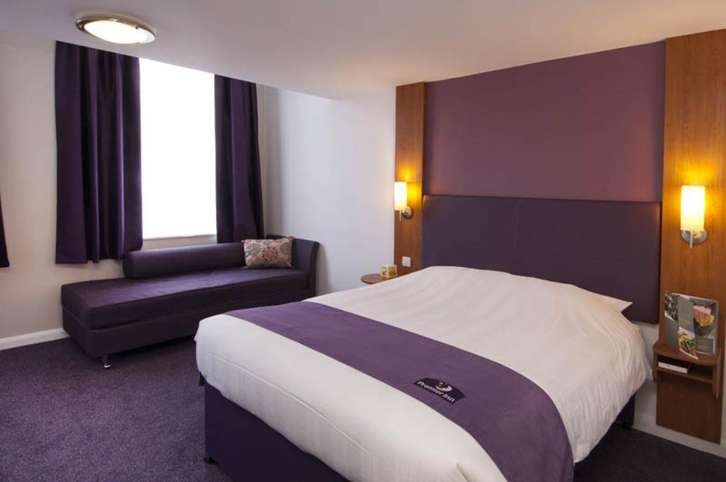 Premier Inn Ashford - Eureka Park Стая снимка