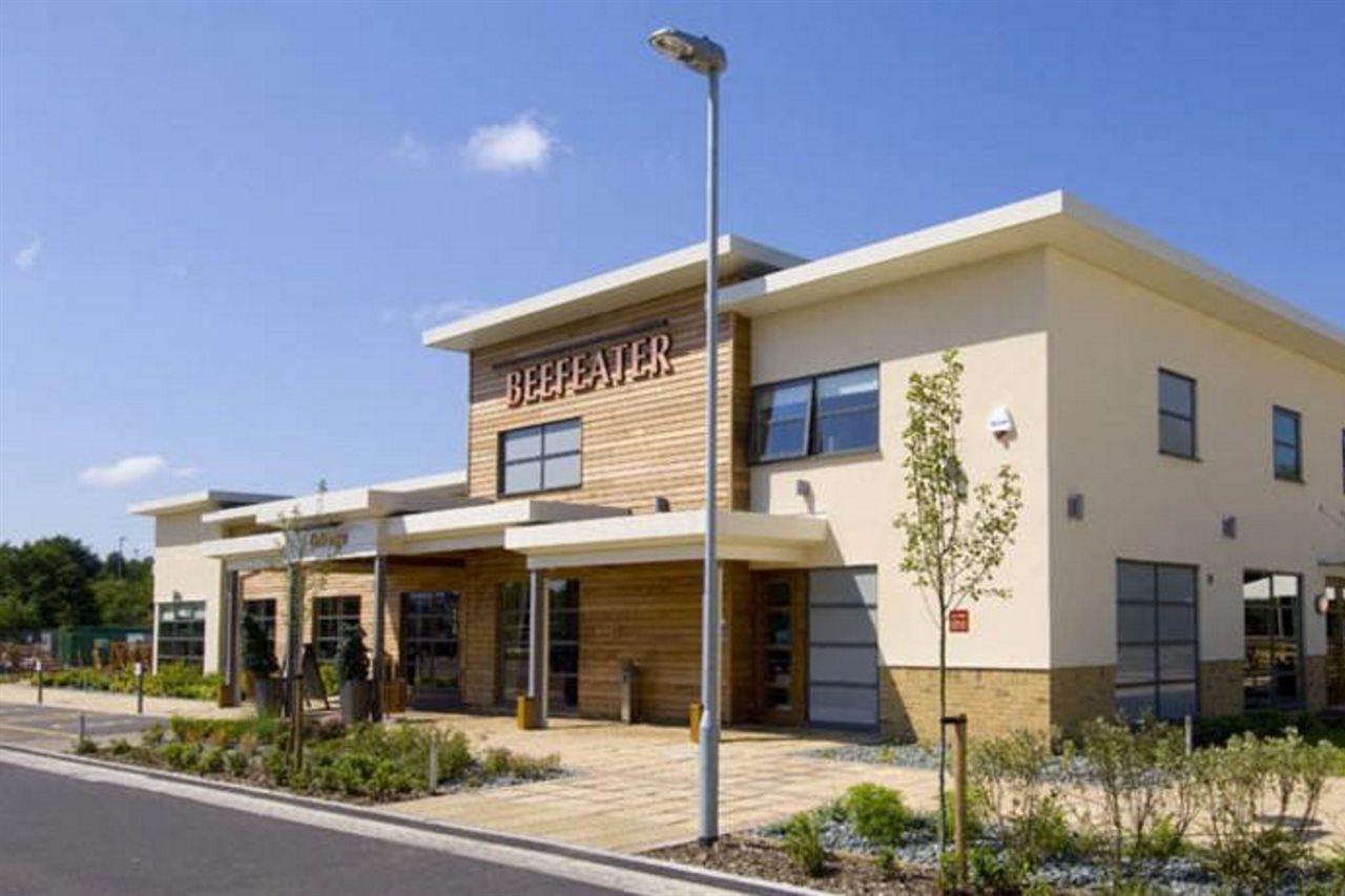 Premier Inn Ashford - Eureka Park Екстериор снимка